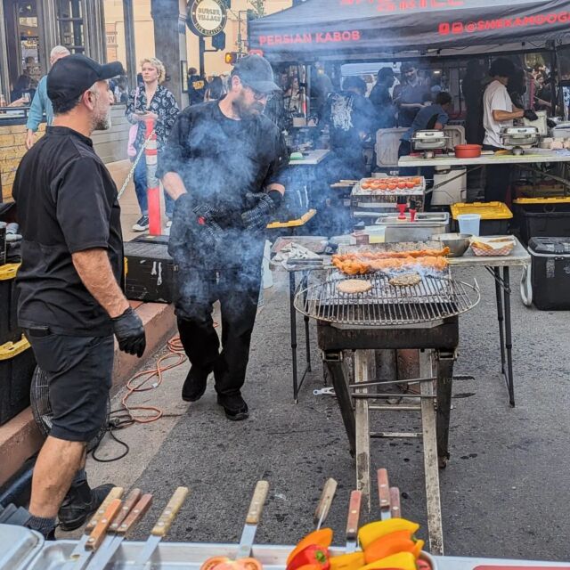 Last week at @downtownslofarmersmarket was a rush!! Thank you to everyone who came out to enjoy the market and get some delicious kabob fresh off the grill 🔥🔥 We'll see you all again tomorrow night! 

#deliciousfood #persianfood #persiankabob #kabobculture #centralcoastkabob #centralcoastcatering #farmersmarket #eatlocal #supportlocal #enjoyslo #slocal #visitslo